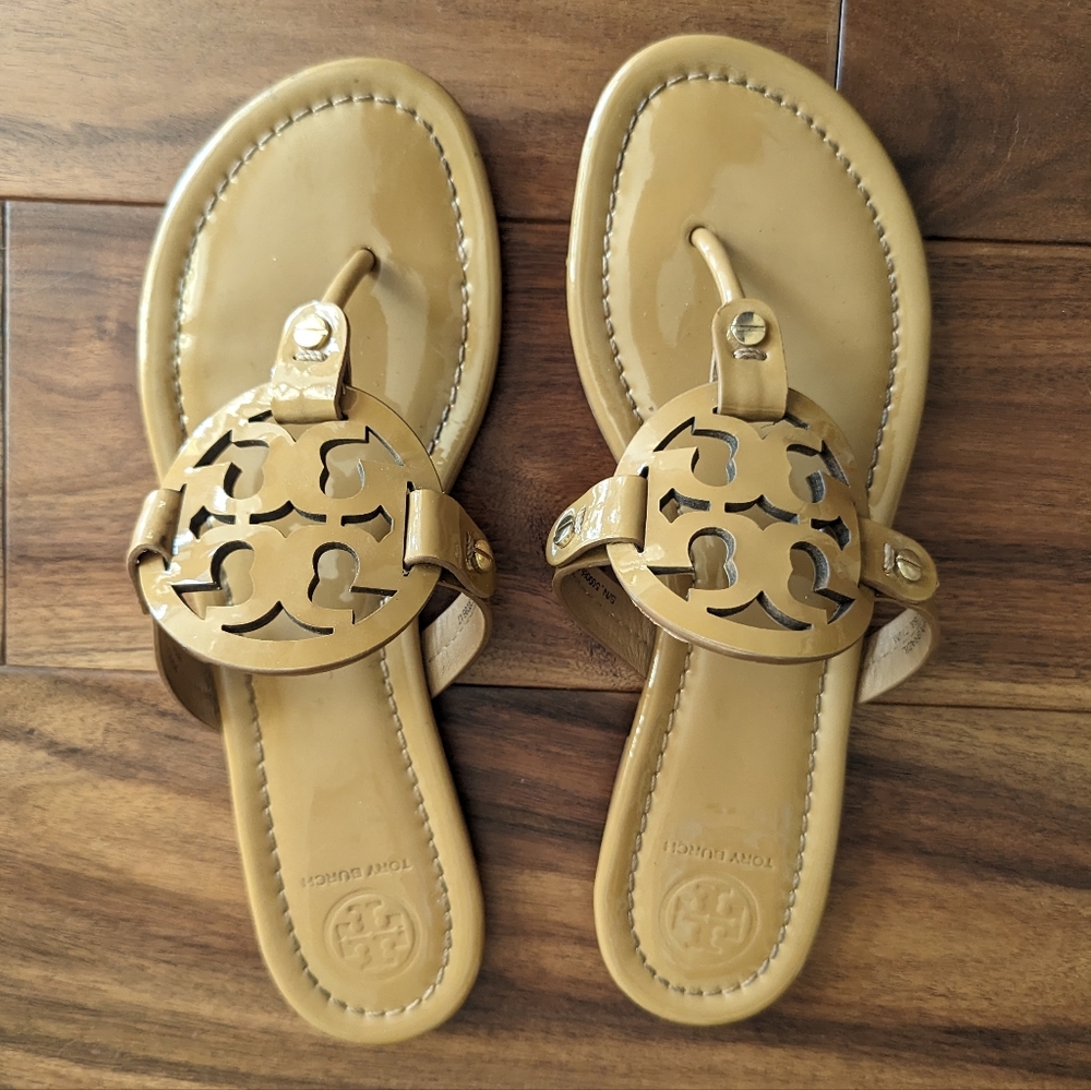 LIKE NEW Tory Burch Miller Tan Patent Sandals
